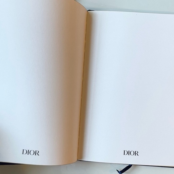 Dior Gift Notebook with Gift Packaging Set - Picture 6 of 7